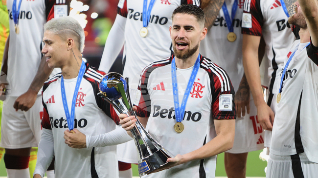 Полузащитникът на Фламенго Жоржиньо не се е отказал от националния отбор по футбол на Италия