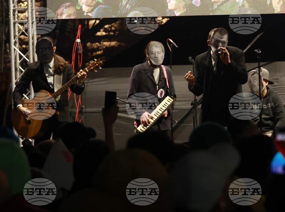 Протест под надслов: „Оставка! Вън Пеевски и Борисов от властта“