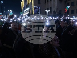 Протест под надслов: „Оставка! Вън Пеевски и Борисов от властта“