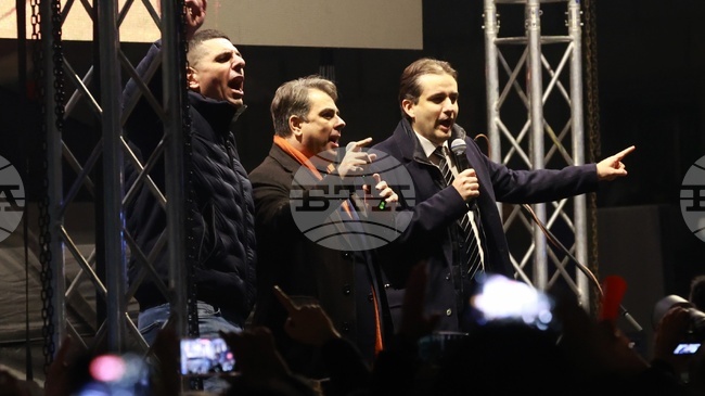 За оставка и честни избори, призоваха лидерите на "Продължаваме промяната - Демократична България"