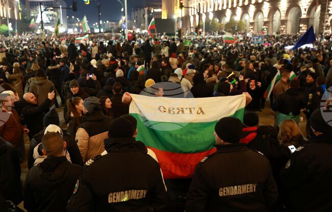 Британски медии за оставката на българското правителство