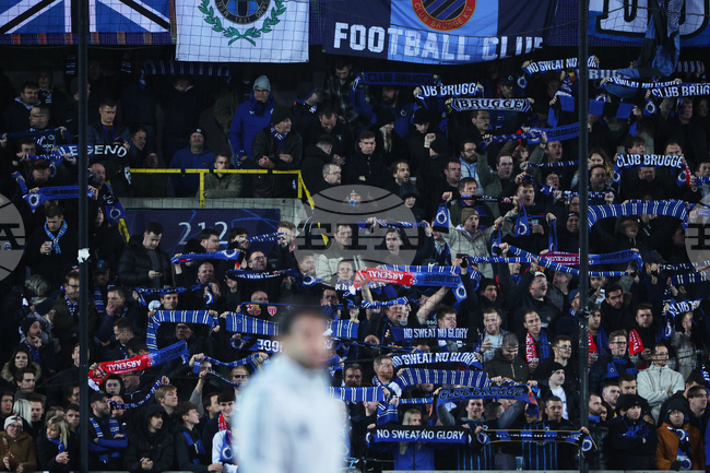 Трима привърженици на белгийския Брюж са осъдени на пет дни затвор в Казахстан заради носене на костюми на Борат