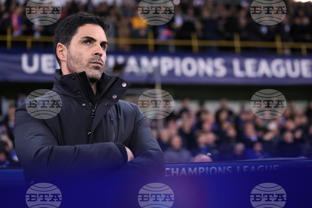 Мениджърът на Арсенал Микел Артета е на мнение, че трябва да заслужи правото да получи удължаване на договора си