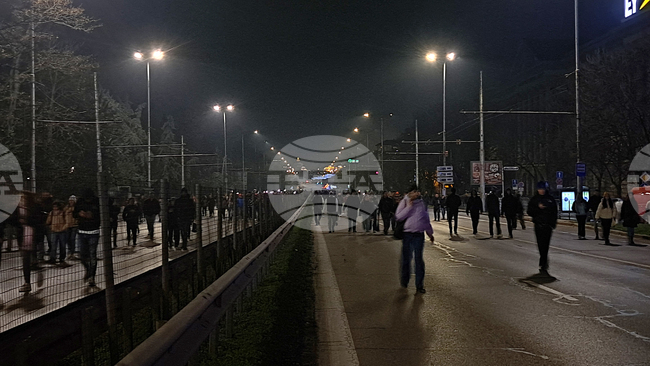 Бул. "Цариградско шосе" - протестиращи срещу правителството