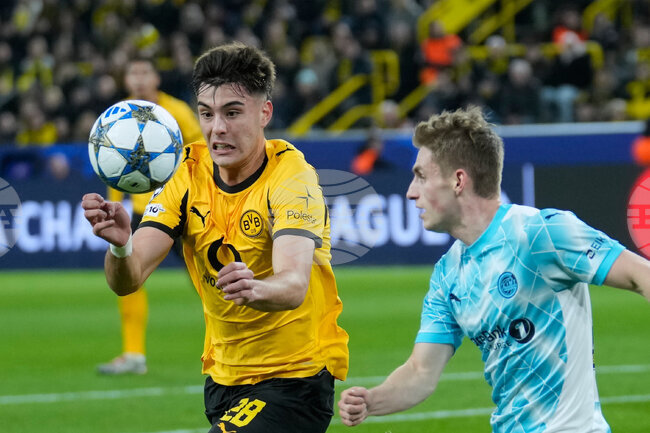Челси има опция да си върне аржентинеца Аарон Анселмино от Борусия Дортмунд още през януари