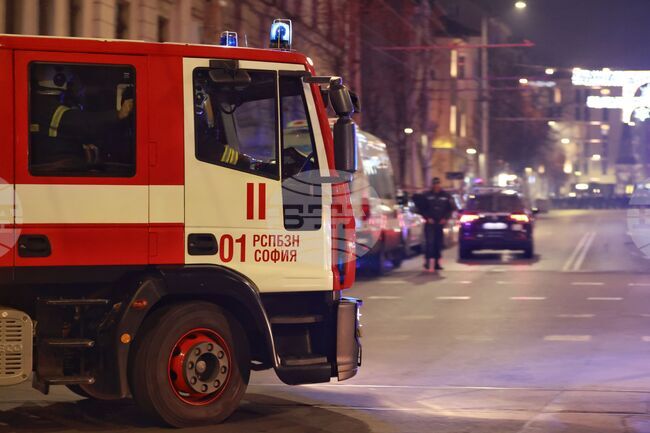 Движението по бул. „Васил Левски" в София е възстановено