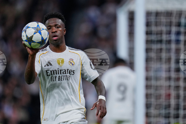 Ръководството на Реал Мадрид представи на агента на Винисиус Жуниор окончателната си позиция относно новия договор