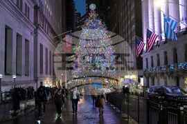 New York Daily Life Holiday Lights