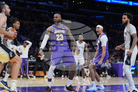 Spurs Lakers Basketball