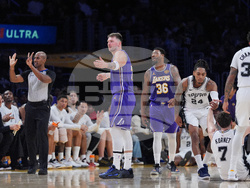 Spurs Lakers Basketball