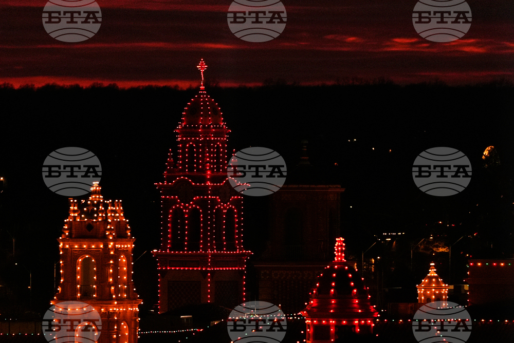 Missouri Daily LIfe Holiday Lights