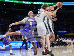 Spurs Lakers Basketball