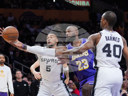 Spurs Lakers Basketball