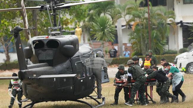 Тайланд обмисля да блокира износа си на горива за Камбоджа на фона на ескалиращия граничен конфликт