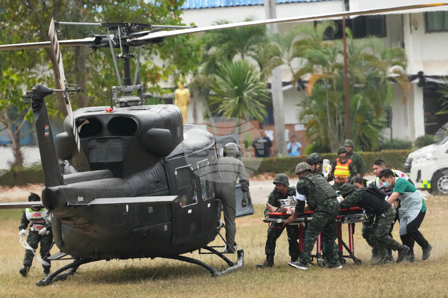 Тайланд обмисля да блокира износа си на горива за Камбоджа на фона на ескалиращия граничен конфликт