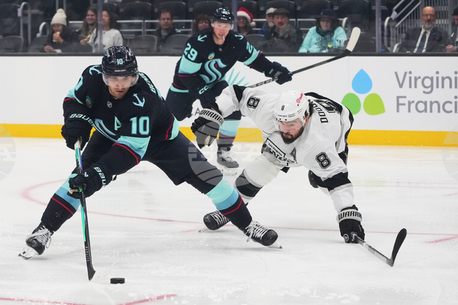 Сиатъл се наложи над Лос Анджелис след продължение в мач от редовния сезон на Националната хокейна лига