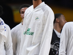 Spurs Lakers Basketball