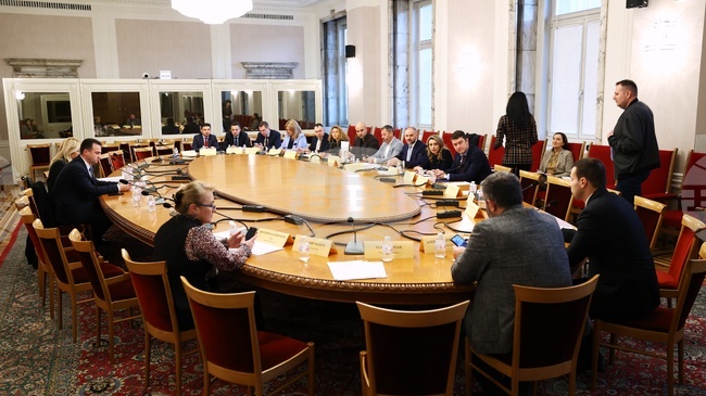 Parliamentary Committee on Energy Passes 2026 State Budget Bill at First Reading