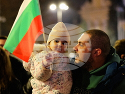 Протест под надслов: „Оставка! Вън Пеевски и Борисов от властта“