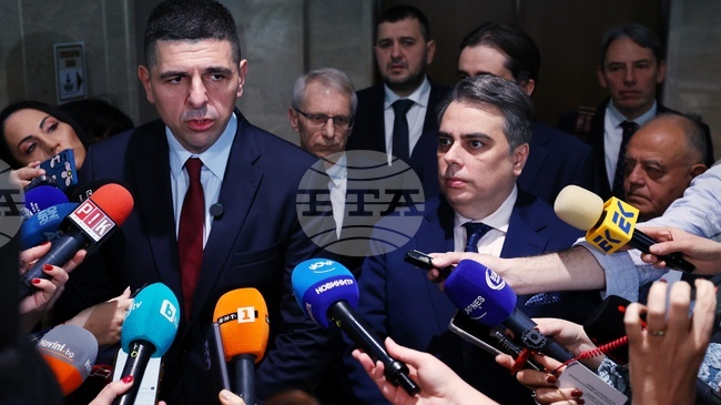 CC Leader Vassilev Calls Government's Resignation First Step in Making Bulgaria Normal European State