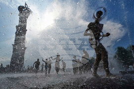 YE Joy 2025 Photo Gallery