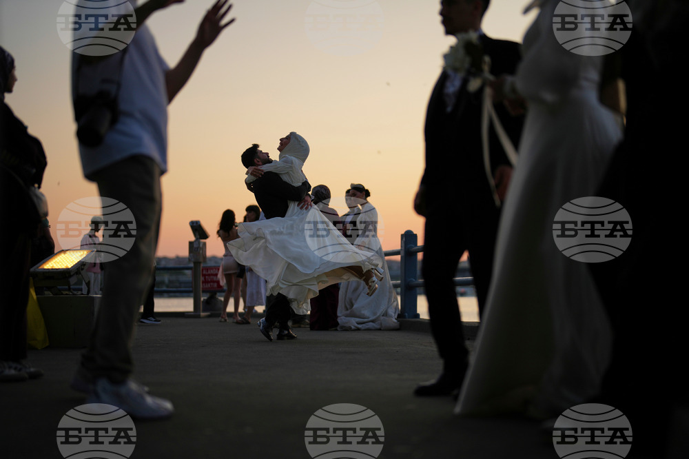 YE Joy 2025 Photo Gallery