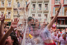 YE Joy 2025 Photo Gallery