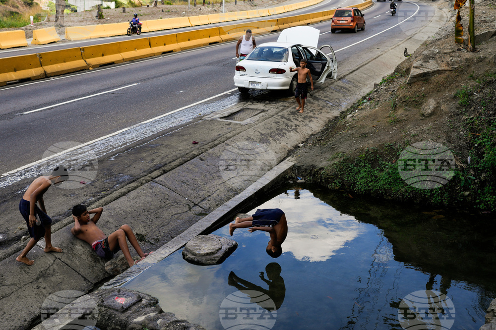 YE Joy 2025 Photo Gallery