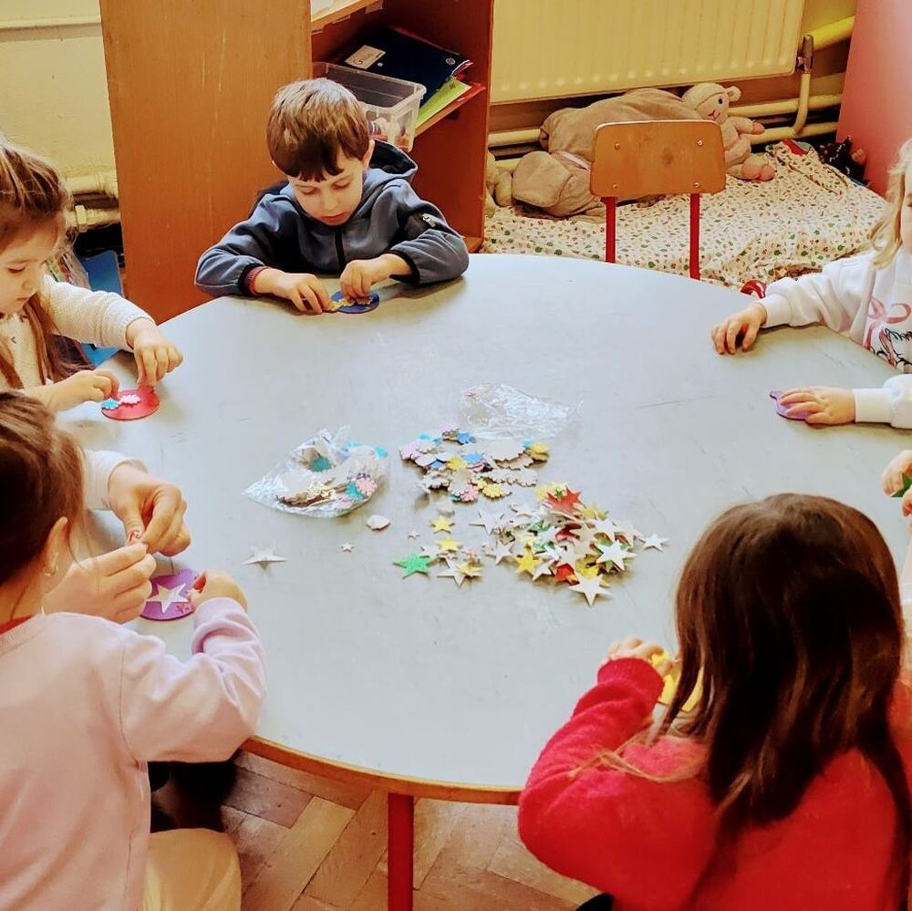 Предколедна работилница беше организирана в подготвителните групи на Българското училище „Райна Княгиня“ в Дъблин