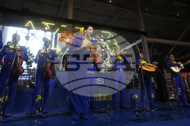 Mariachi Rams Football