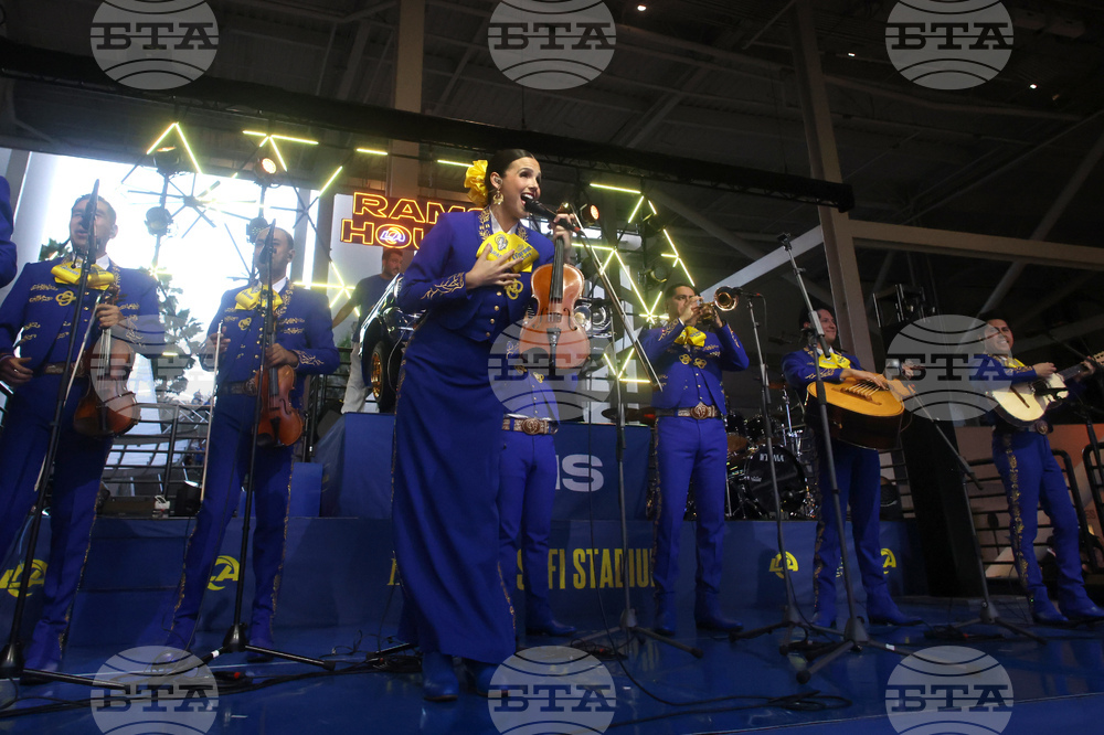 Mariachi Rams Football