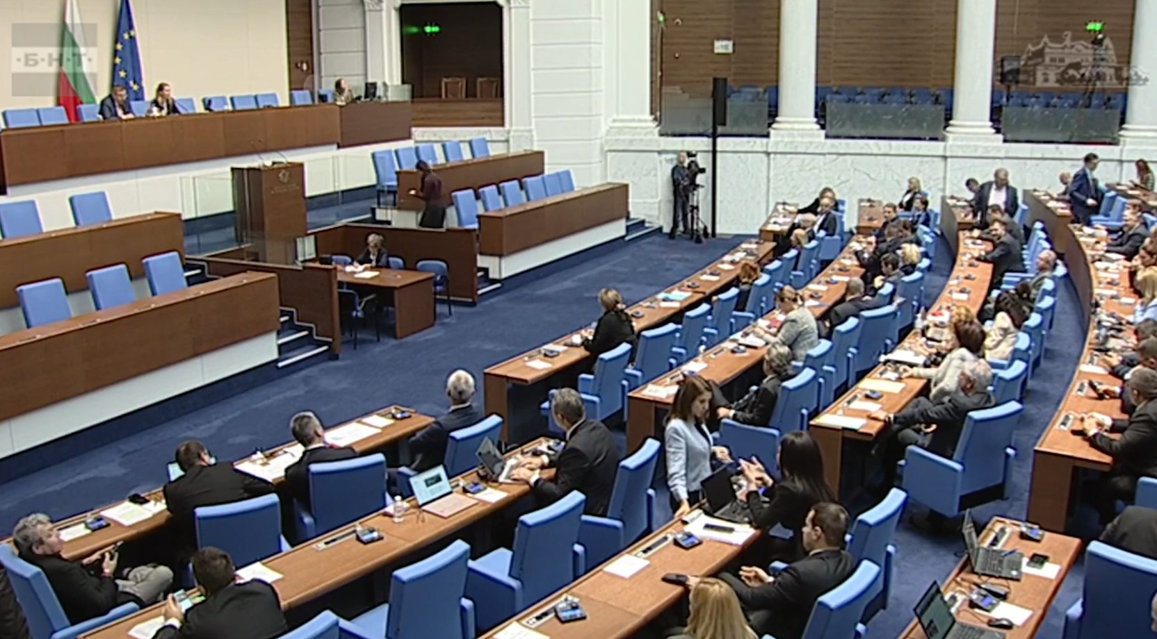 ПП-ДБ поискаха почивка, оспориха гледането в зала на бюджетите на НЗОК и ДОО