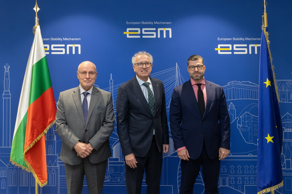 Bulgaria Stays Firmly on Course for Eurozone Entry Despite Political Tensions, BNB Governor Says in Luxembourg