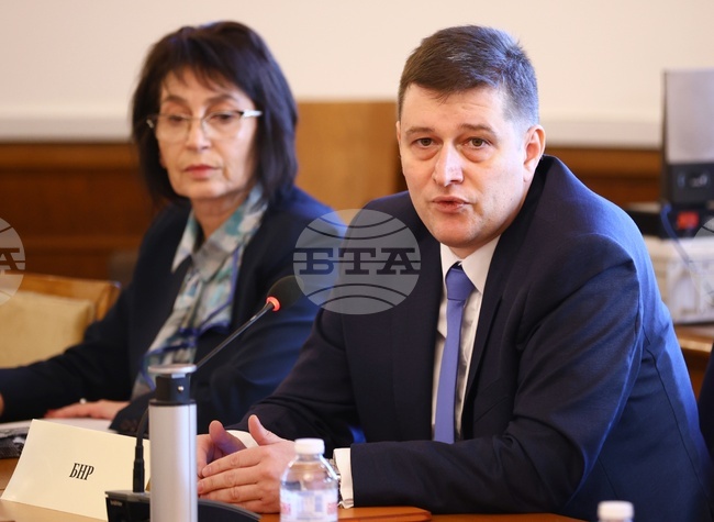 Важно е да не допуснем обезценяването на журналистическия труд, каза генералният директор на БНР Милен Митев за проектобюджета за 2026 г.