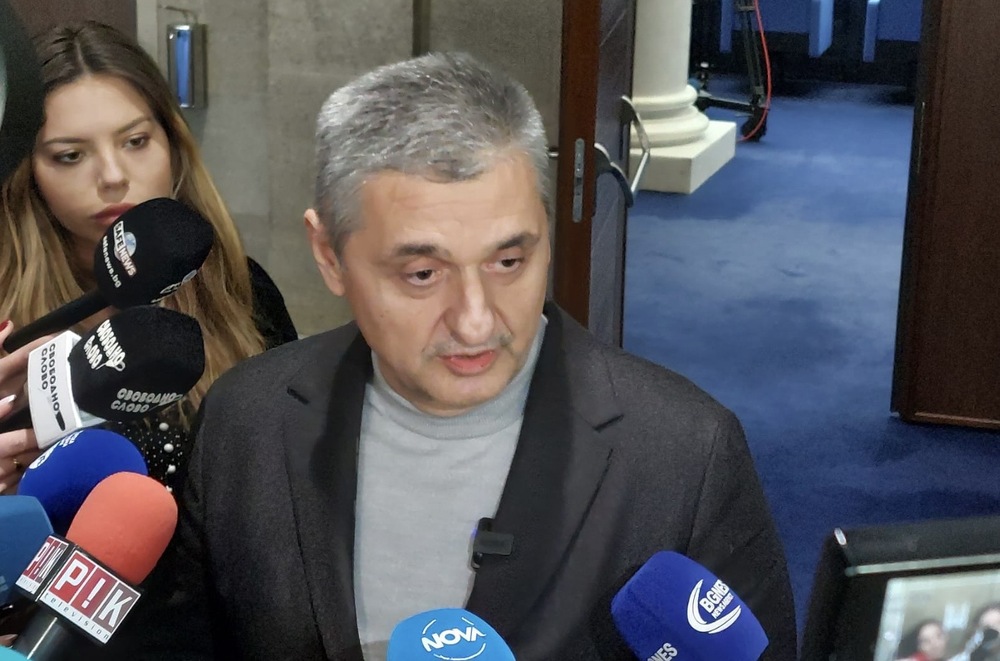  Добрев към ПП – ДБ: Преди 30 години хората протестираха, защото нямаха ток. Кажете днес каква е алтернативата 