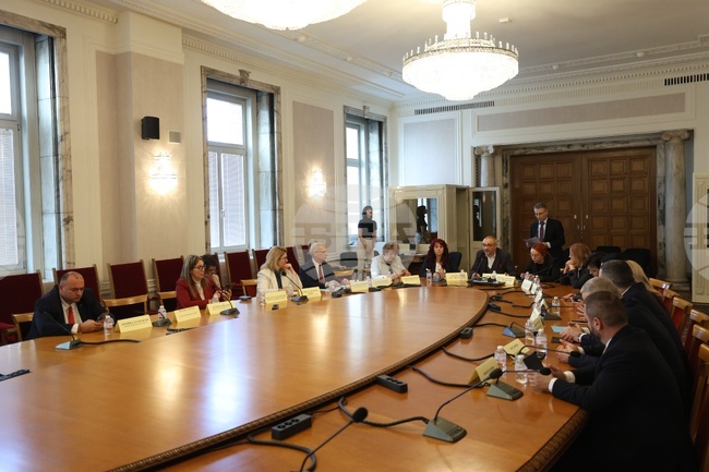 Народно събрание - Комисия по образованието и науката - заседание