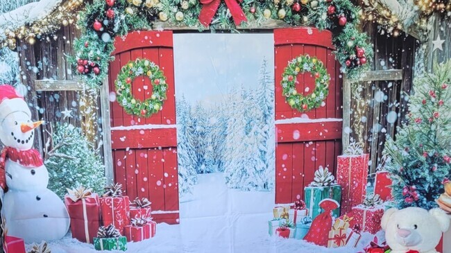 Клубен ден, посветен на зимните празници, се състоя в училището „Аз съм българче“ в Орландо, Флорида