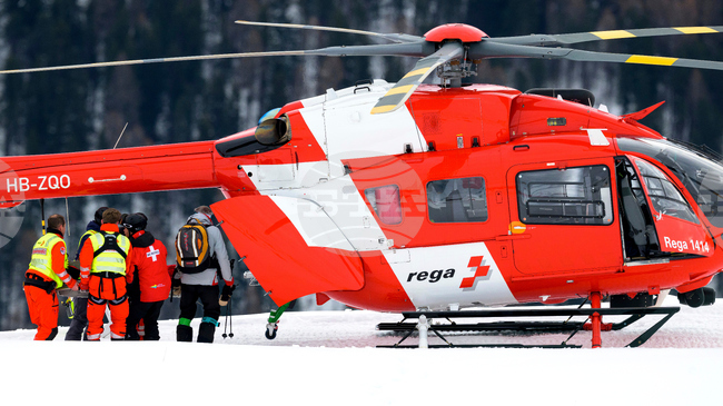 Олимпийската шампионка Мишел Гизин падна тежко по време на тренировка в Санкт Мориц