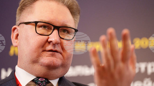 Украйна се нуждае от 700 милиарда долара за армията си, заявиха украински министри