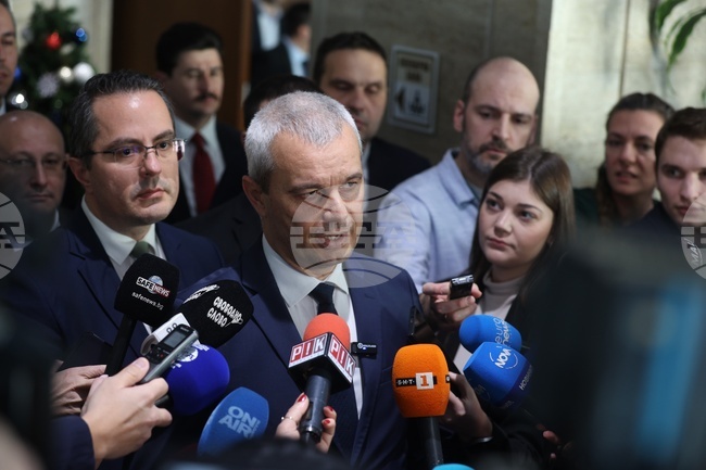 Vazrazhdane Leader Urges for Swift Handing of Government-forming Mandates so Bulgaria Can Move to New Elections