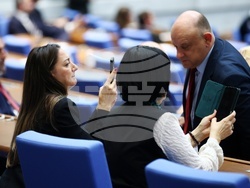 Народно събрание - заседание - вот на недоверие