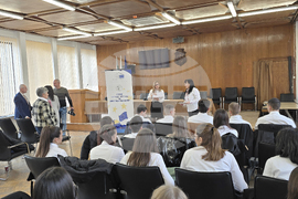 Видин - езикова гимназия - Европарламент - сертификати