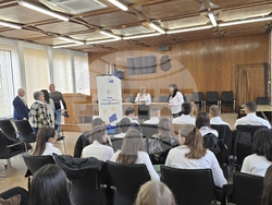 Видин - езикова гимназия - Европарламент - сертификати