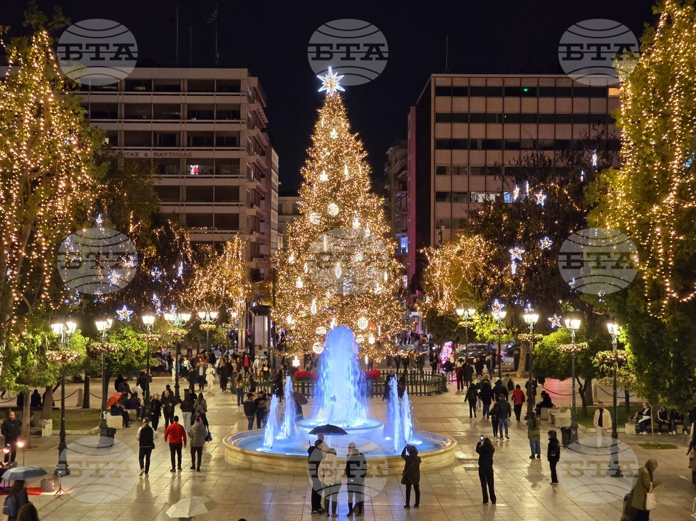 Празничната трапеза на гърците ще поскъпне с около 30 евро тази година, показва проучване