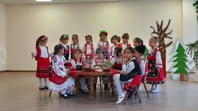 С песни и танци деца и ученици от Белоградчик се учат на толерантност