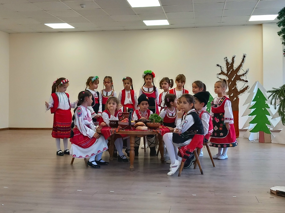 С песни и танци деца и ученици от Белоградчик се учат на толерантност