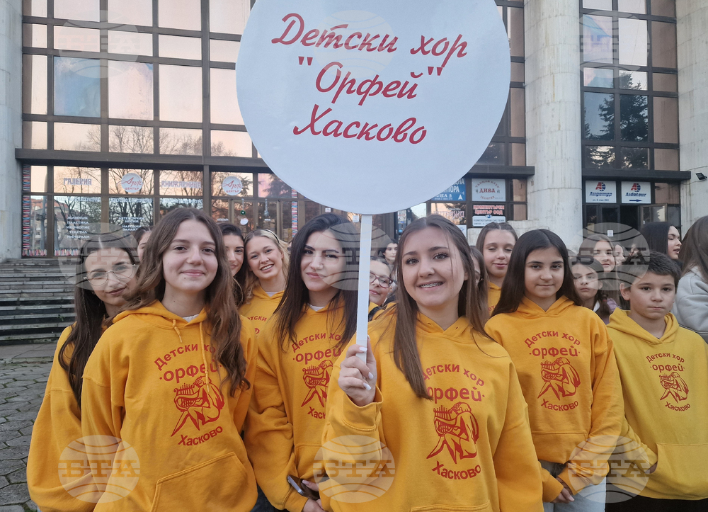 Хасково - Фестивал на коледната и новогодишната песен - дефиле