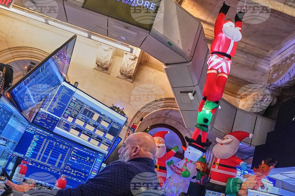 Понижение беляза началото на търговията на Уолстрийт