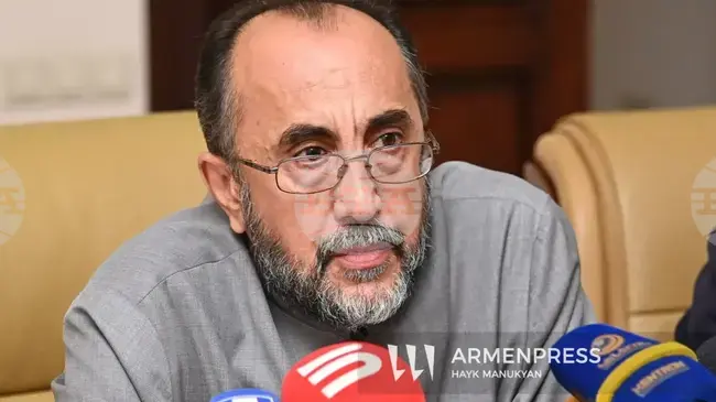 АРМЕНПРЕС: Архиепископ Аджапахян, който излежава ефективна присъда, ще бъде преместен в болница в Ереван за хирургическа интервенция 