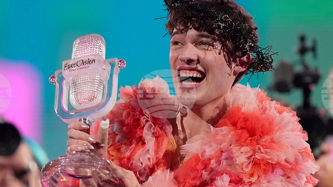 Победителят в „Евровизия“ - Немо, връща трофея в знак на протест срещу включването на Израел в песенния конкурс